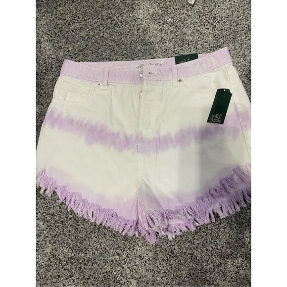 ❤️Wild Fable High Rise Tie Dye Cut  Off Shorts - Picture 1 of 8